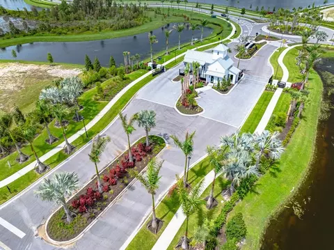 View/Area - 11433 Brightly Dr, Venice, FL 34293 photo 3 of 7