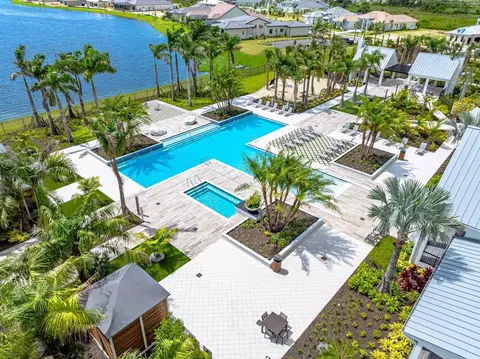 Exterior - 11433 Brightly Dr, Venice, FL 34293 photo 7 of 7