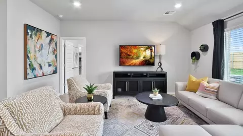 Living - 7255 E 170th Pl S, Bixby, OK 74008 photo 1 of 3