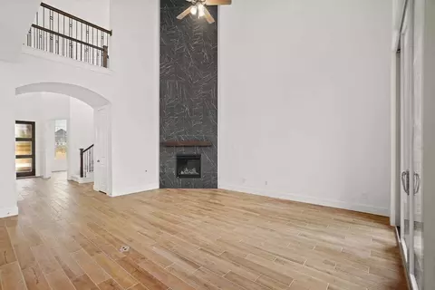 Living - 5403 Elegance Pl, Manvel, TX 77578 photo 2 of 3