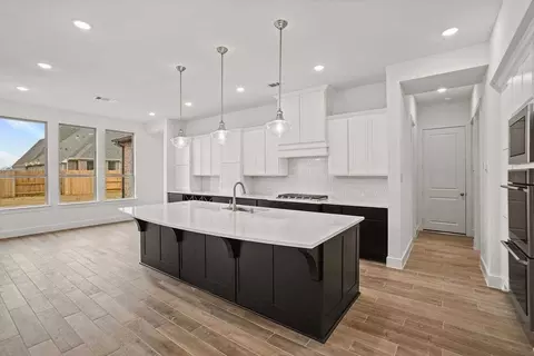 Kitchen - 5403 Elegance Pl, Manvel, TX 77578 photo 3 of 3