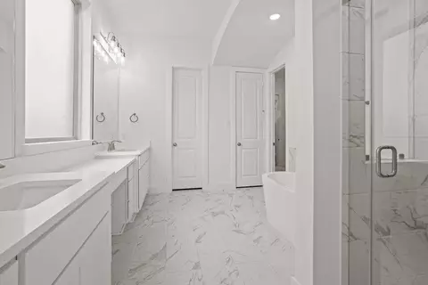 Bath - 5403 Elegance Pl, Manvel, TX 77578 photo 1 of 3