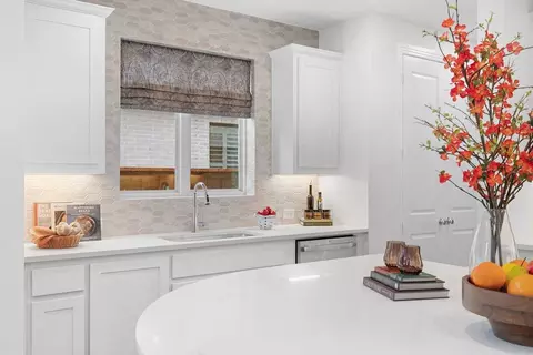 Kitchen - 11437 Wulstone Rd, Haslet, TX 76052 photo 3 of 4