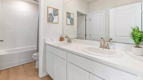 Bath - 18238 Gander Ter, Bradenton, FL 34211 photo 2 of 2