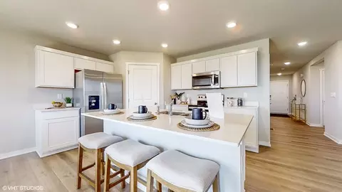 Kitchen - 7602 N 170th St, Bennington, NE 68007 photo 5 of 7