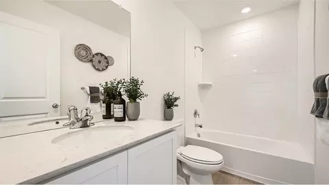 Bath - 2732 E 152nd Cir, Thornton, CO 80602 photo 2 of 4