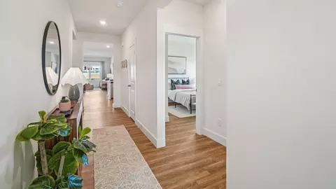 Entry Way - 300 Cookie Loop, Johnson City, TN 37615 photo 1 of 5
