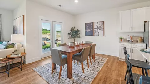 Dining - 300 Cookie Loop, Johnson City, TN 37615 photo 2 of 7