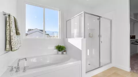 Bath - 562 W Erda Way, Erda, UT 84074 photo 3 of 5