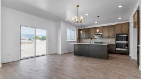 Living - 562 W Erda Way, Tooele, UT 84074 photo 2 of 3