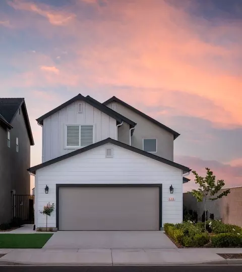 Exterior - 6292 Ave 305, Visalia, CA 93291 photo 2 of 5