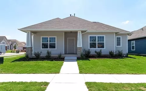 Exterior - 110 Olympic Park Dr, Kyle, TX 78640 photo 3 of 7