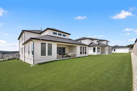 Exterior - 7812 Skytree Dr, Austin, TX 78744 photo 12 of 13