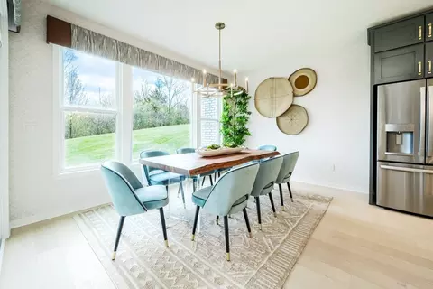 Dining - 5469 Sheldon Close, Middletown, OH 45005 photo 2 of 5