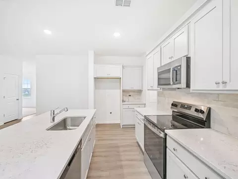 Kitchen - 6915 Galloway Dr, Middlesex, NC 27557 photo 5 of 7