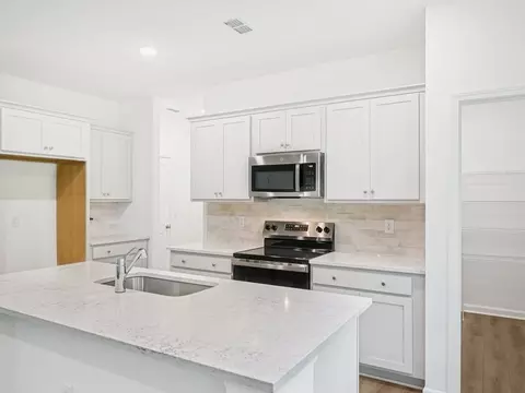 Kitchen - 6915 Galloway Dr, Middlesex, NC 27557 photo 6 of 7