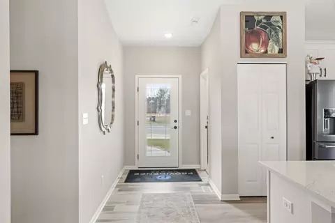 Entry Way - 6466 E 104th Ave, Crown Point, IN 46307 photo 3 of 5