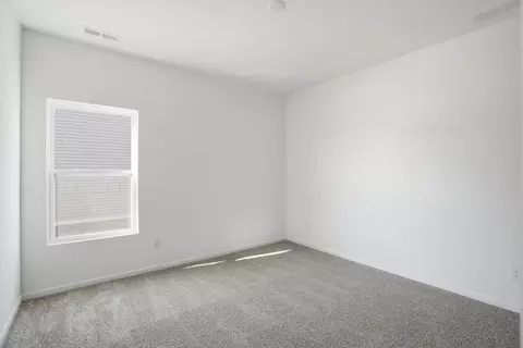 Bedroom - 6466 E 104th Ave, Crown Point, IN 46307 photo 3 of 7