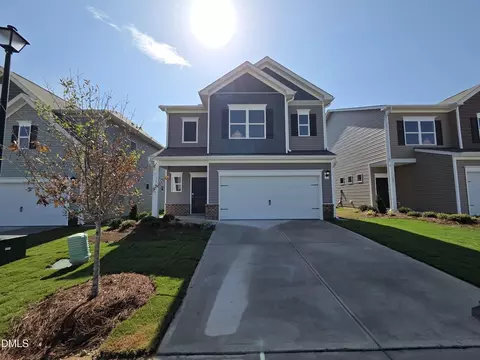 150 Oyster Tabby Dr, Lillington, NC 27546