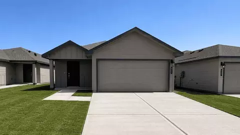 548 Meansville Dr, Odem, TX 78370