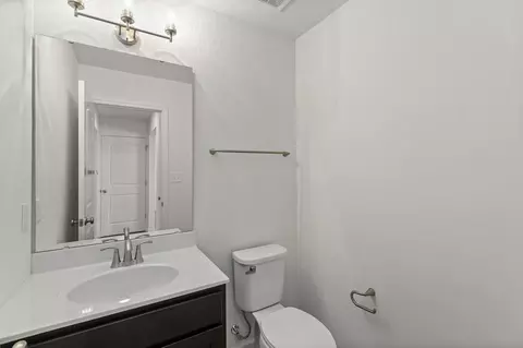 Bath - 207 Silo Ridge Dr, Cuba, MO 65453 photo 1 of 4