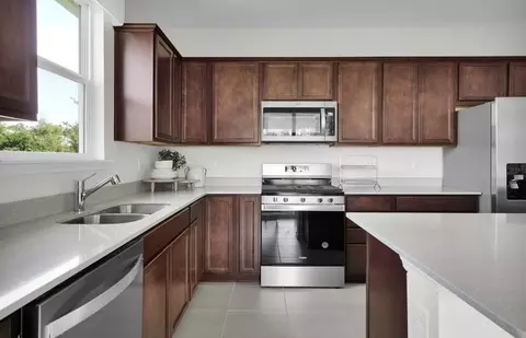 Kitchen - 128 Eureka Ct, Yulee, FL 32097 photo 3 of 4