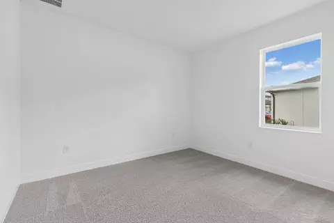 Bedroom - 2528 Clary Sage Dr, Spring Hill, FL 34609 photo 6 of 8