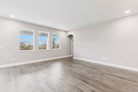 Living - 2528 Clary Sage Dr, Spring Hill, FL 34609 photo 2 of 4