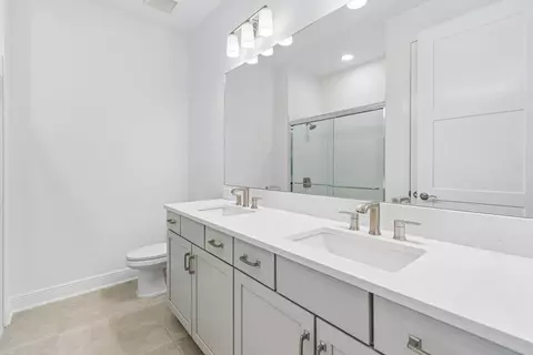 Bath - 2528 Clary Sage Dr, Spring Hill, FL 34609 photo 2 of 4