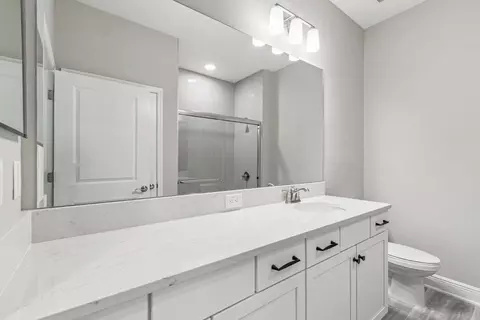 Bath - 2528 Clary Sage Dr, Spring Hill, FL 34609 photo 3 of 4
