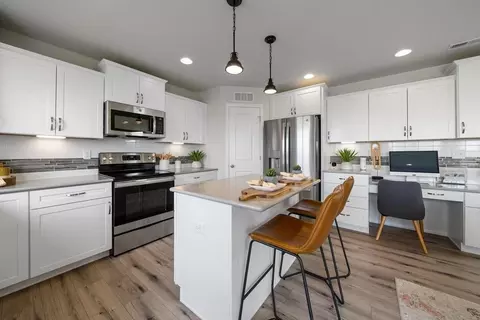 Kitchen - 8190 Lemon Grass Rd, Peyton, CO 80831 photo 5 of 5