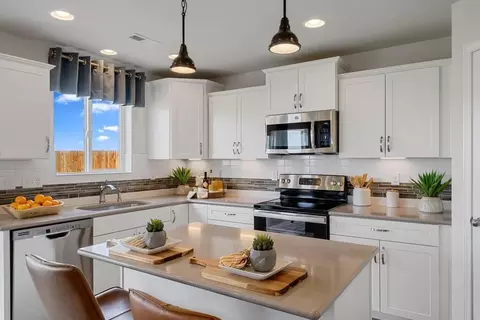Kitchen - 8190 Lemon Grass Rd, Peyton, CO 80831 photo 2 of 5