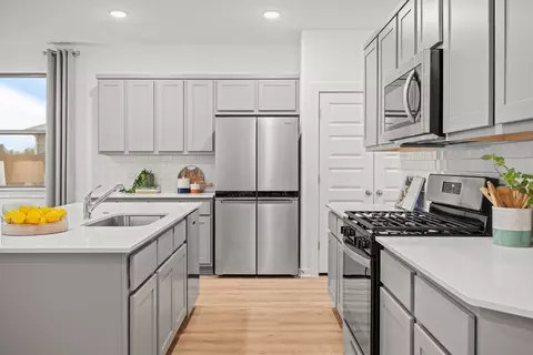 Kitchen - 5705 Koshoa Dr, Austin, TX 78754 photo 1 of 12