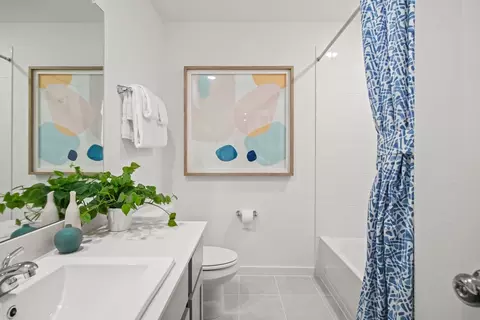 Bath - 5705 Koshoa Dr, Austin, TX 78754 photo 4 of 8