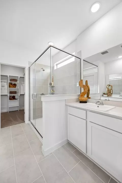 Bath - 5705 Koshoa Dr, Austin, TX 78754 photo 8 of 8