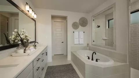 Bath - 224 Shady Spring Trl, Georgetown, TX 78628 photo 2 of 6