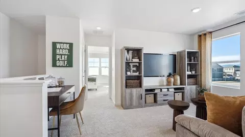 Entry Way - 957 Andrews Crest Dr, Berthoud, CO 80513 photo 2 of 2