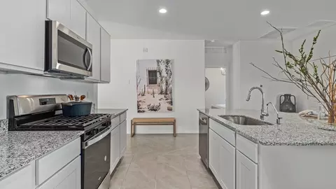 Kitchen - 780 W Lexington St, Vail, AZ 85641 photo 11 of 11
