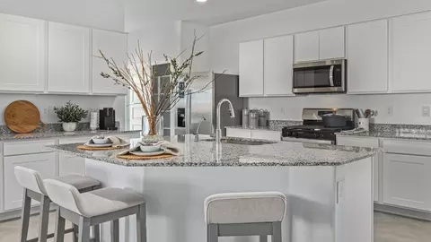 Kitchen - 780 W Lexington St, Vail, AZ 85641 photo 8 of 11