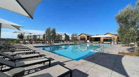 Exterior - 2771 Horseshoe Cir, Fairfield, CA 94533 photo 4 of 7