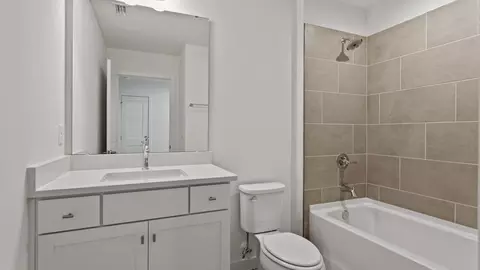 Bath - 1958 Education St, Saint Cloud, FL 34771 photo 2 of 6