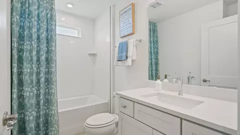 Bath - 1958 Education St, Saint Cloud, FL 34771 photo 5 of 6
