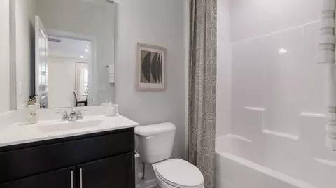 Bath - 2001 English Saddle Ln, Durham, NC 27703 photo 3 of 6