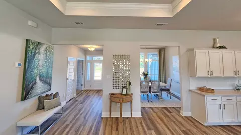 Entry Way - 2382 Hamilton Ridge Dr E, Mobile, AL 36695 photo 3 of 3