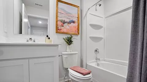 Bath - 6430 Silver Canoe Way, Galloway, OH 43119 photo 9 of 10