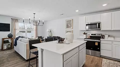 Kitchen - 6430 Silver Canoe Way, Galloway, OH 43119 photo 12 of 13