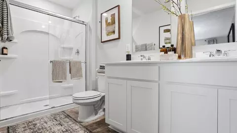 Bath - 6430 Silver Canoe Way, Galloway, OH 43119 photo 4 of 10