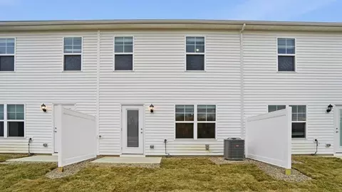 Exterior - 6430 Silver Canoe Way, Galloway, OH 43119 photo 8 of 8