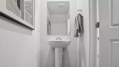 Bath - 6430 Silver Canoe Way, Galloway, OH 43119 photo 6 of 10