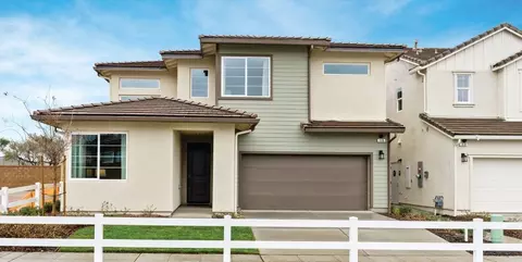 Exterior - 974 W Ponderosa Way, Madera, CA 93636 photo 8 of 8